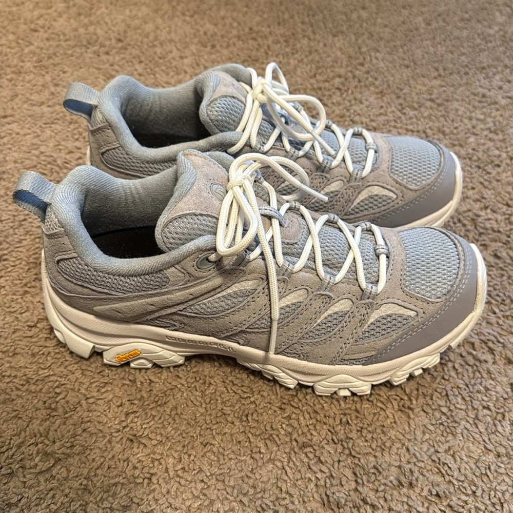 Brand New Merrell Moab 3